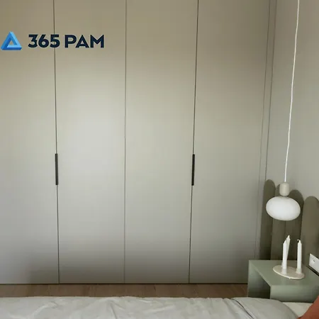 365pam - Miedziany Przy Morzu W Sianozetach * 辛安诺泽蒂